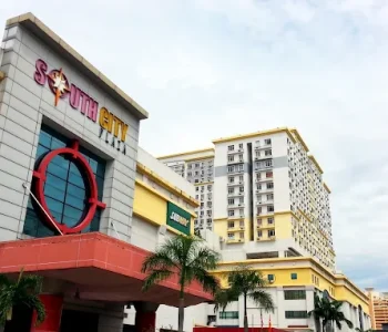 SOUTH CITY PLAZA